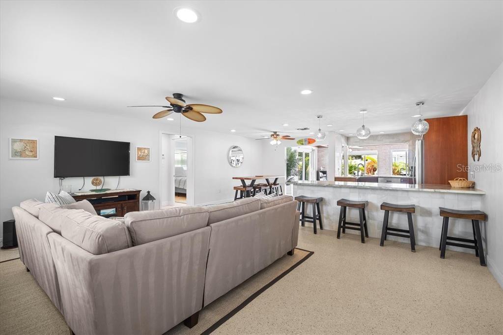 SIESTA MANOR SEC 2 - Residential Lease