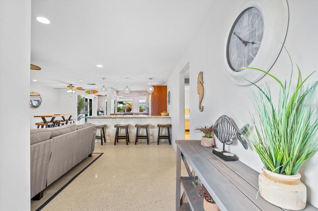 SIESTA MANOR SEC 2 - Residential Lease