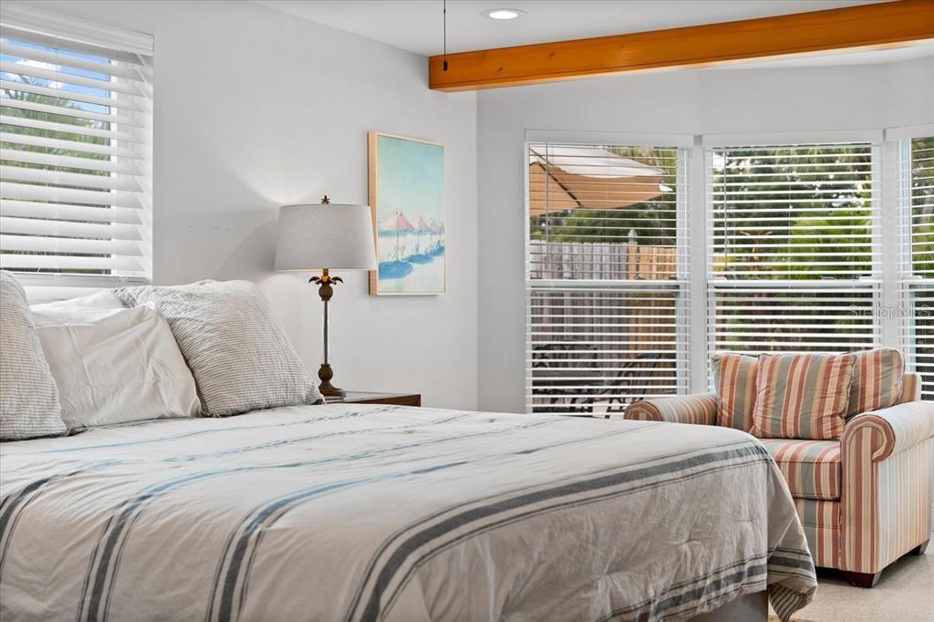 SIESTA MANOR SEC 2 - Residential Lease