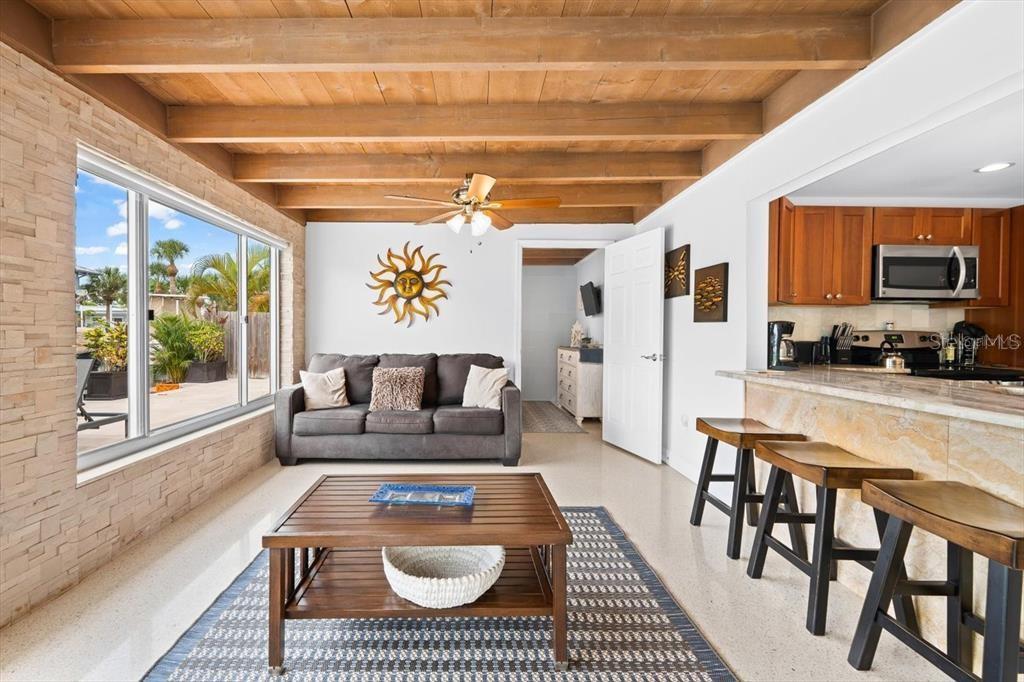 SIESTA MANOR SEC 2 - Residential Lease