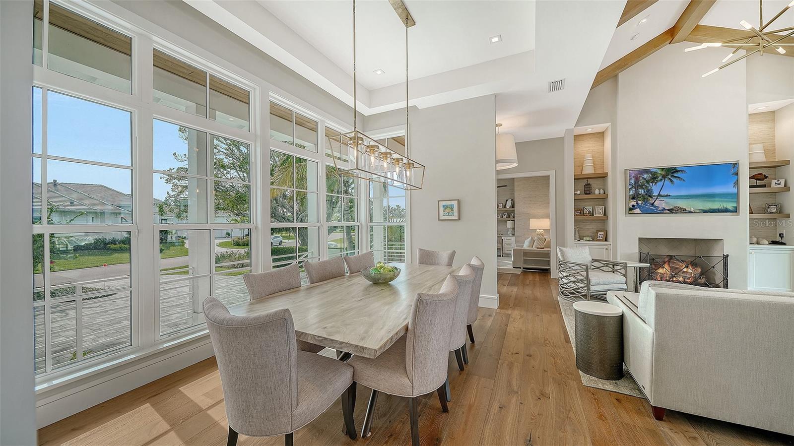 EMERALD HARBOR - Residential