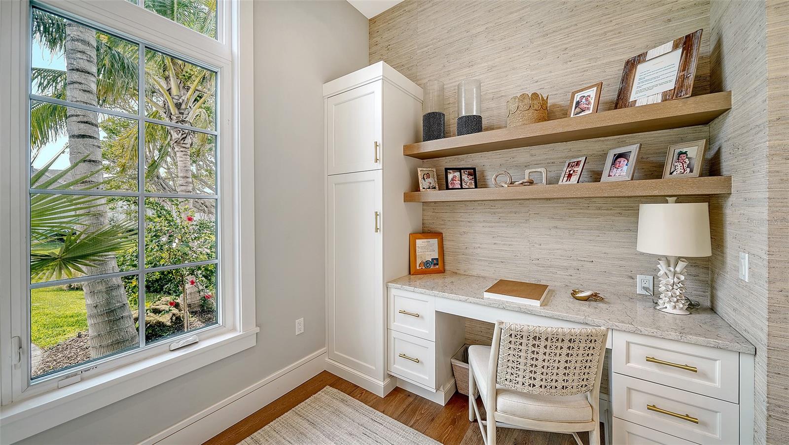 EMERALD HARBOR - Residential