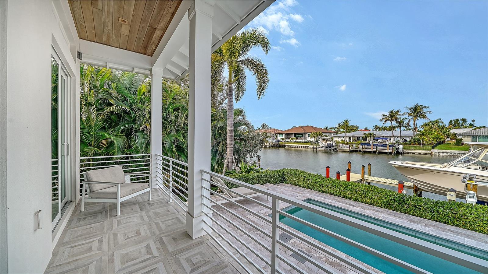 EMERALD HARBOR - Residential