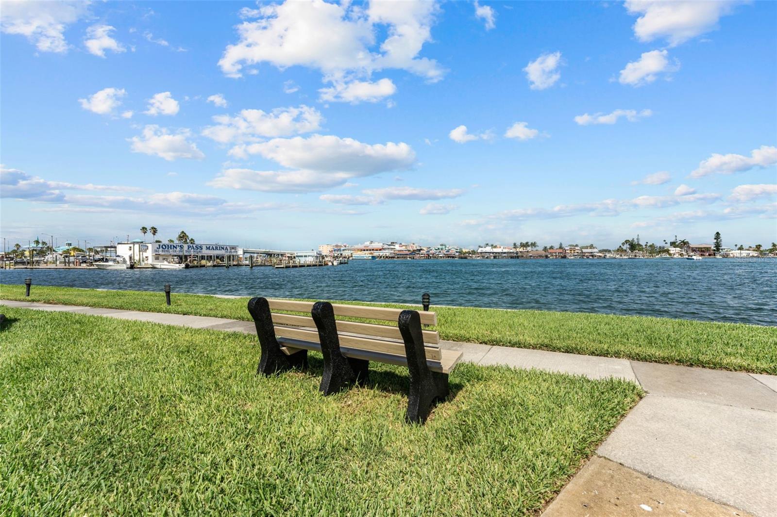 KEY CAPRI CONDO - Residential