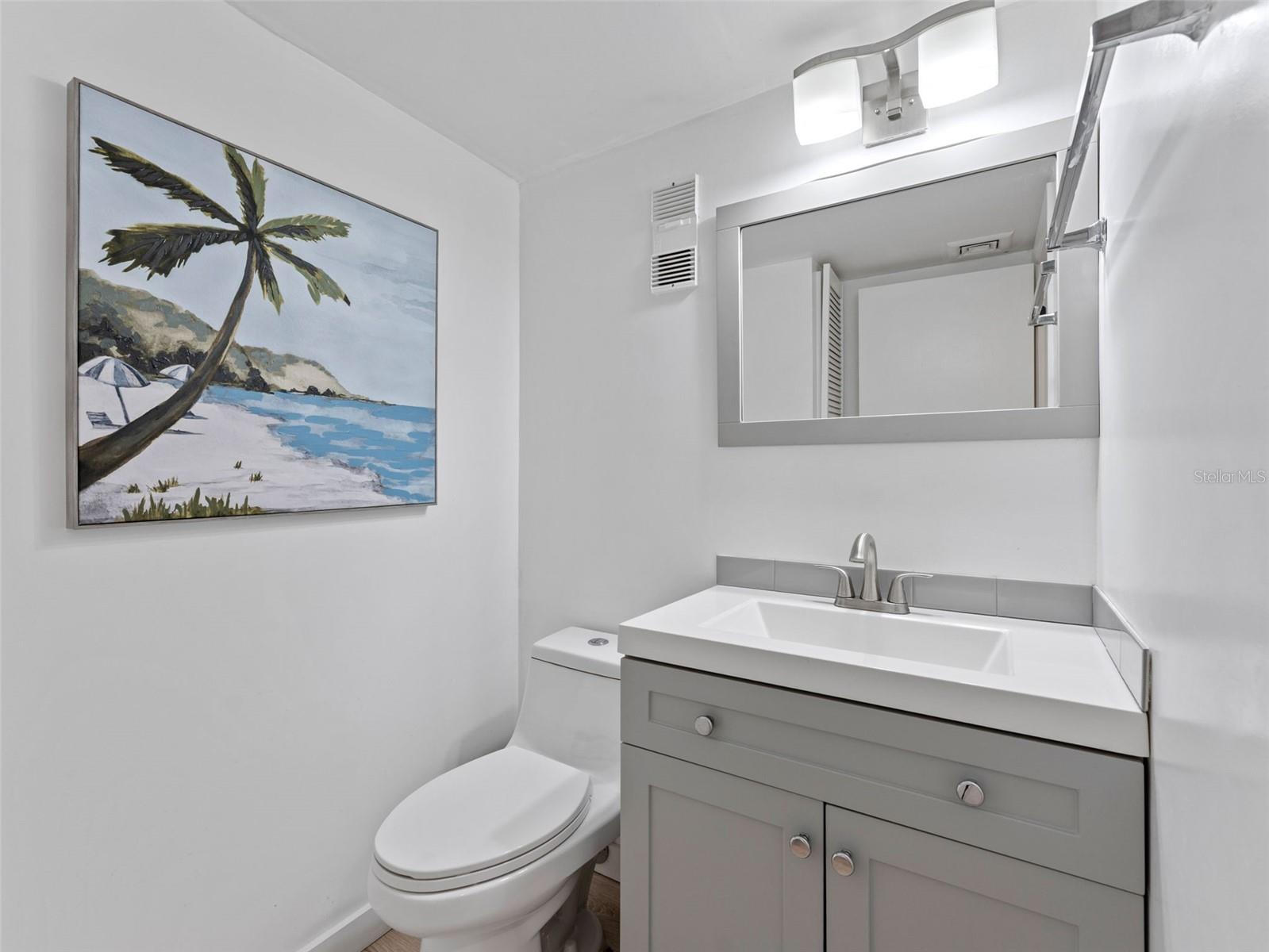 KEY CAPRI CONDO - Residential