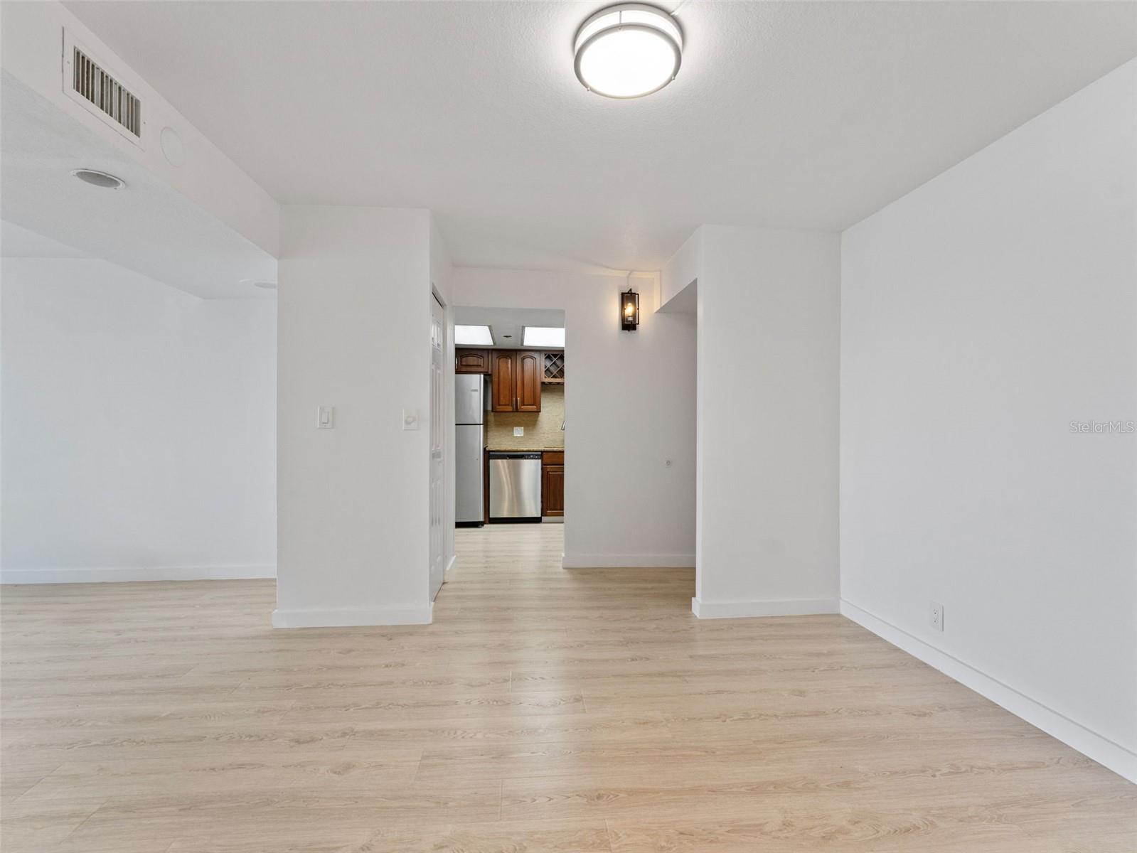 KEY CAPRI CONDO - Residential