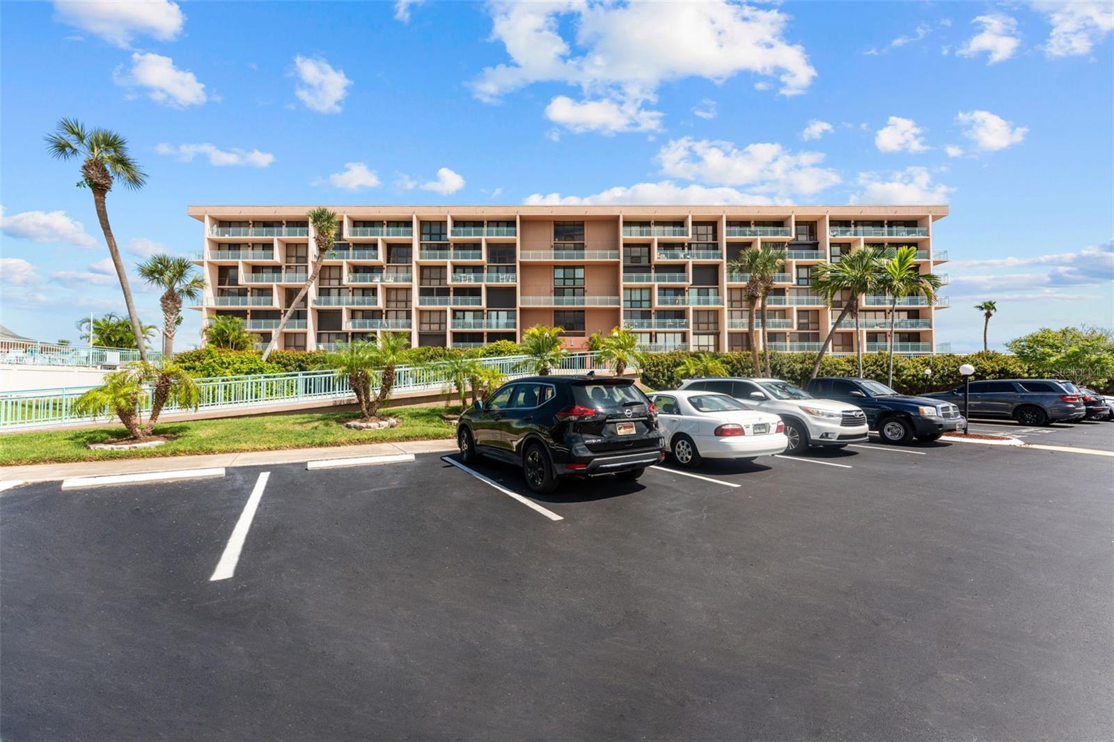 KEY CAPRI CONDO - Residential