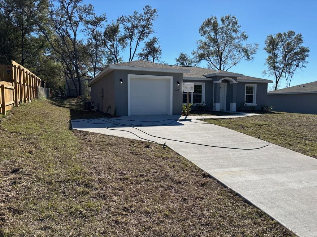 Photo of 2276 W Menores Drive, Citrus Springs, FL 34434 (MLS # G5105469)