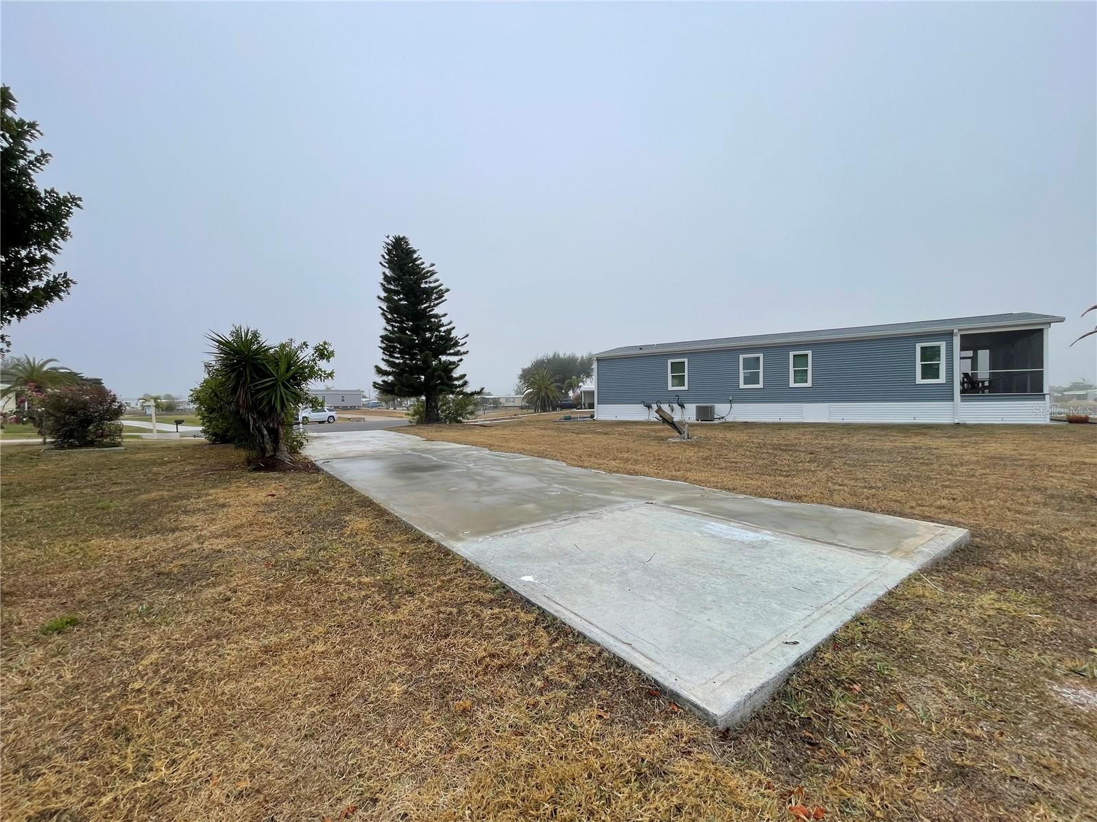 HOLIDAY MOB ESTATES 3RD ADD - Land