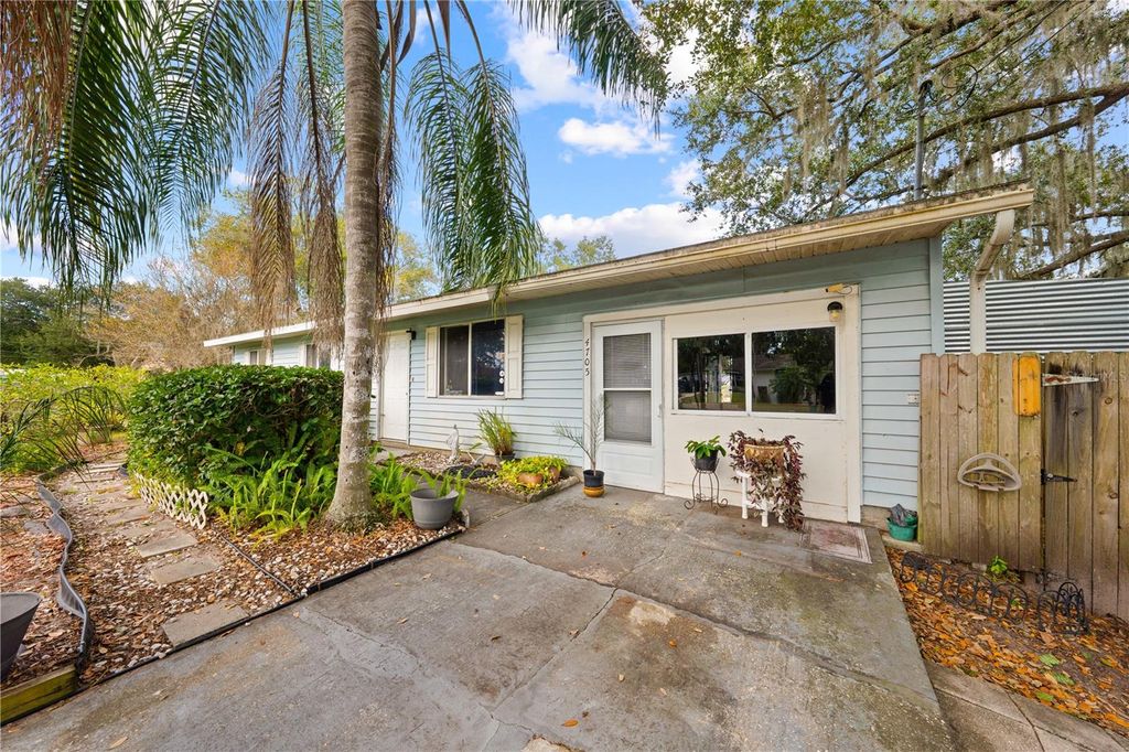 Photo of 4705 Robin Drive, Saint Cloud, FL 34772 (MLS # O6361550)