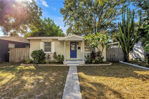 Photo of 2410 29th Street N, St Petersburg, FL 33713 (MLS # TB8439991)