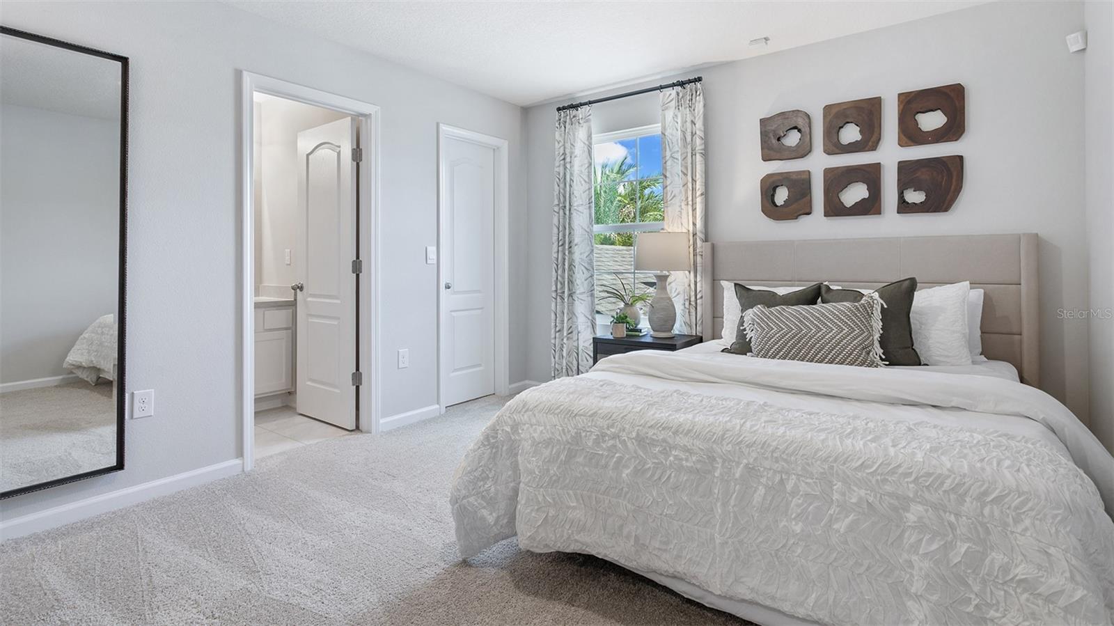 BRIDGEWATER - Residential