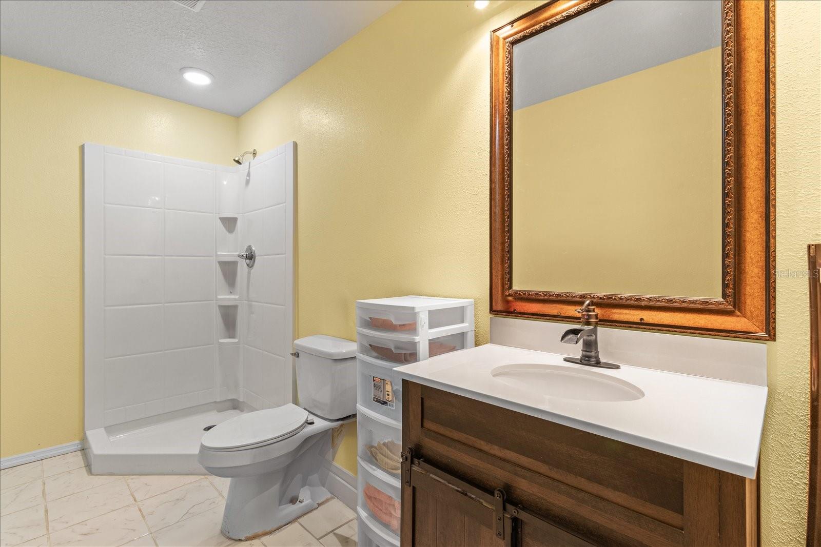 FOREST LAKE-6826 - Residential