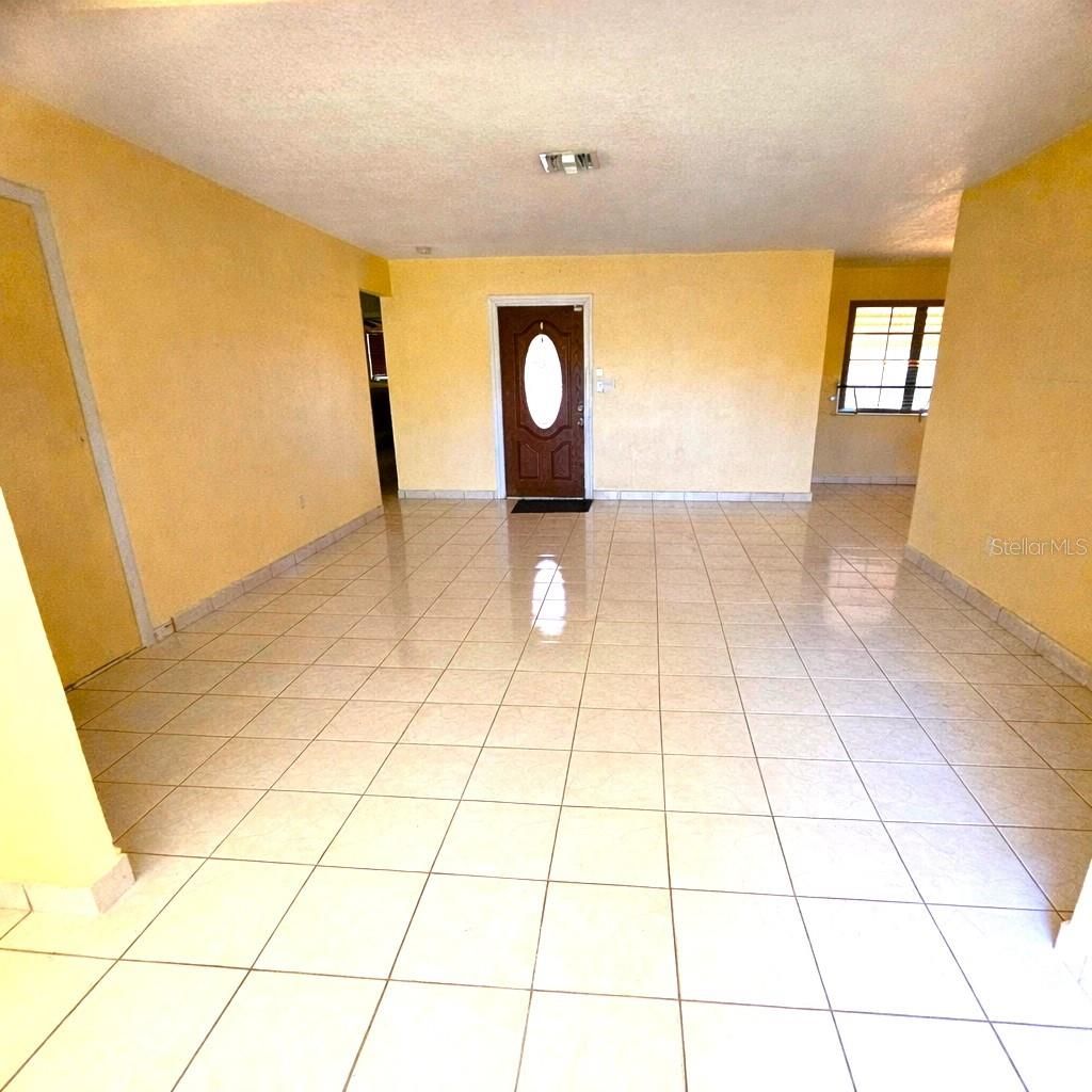 Photo of 1561 NW 77th Way, Pembroke Pines, FL 33024 (MLS # O6384395)