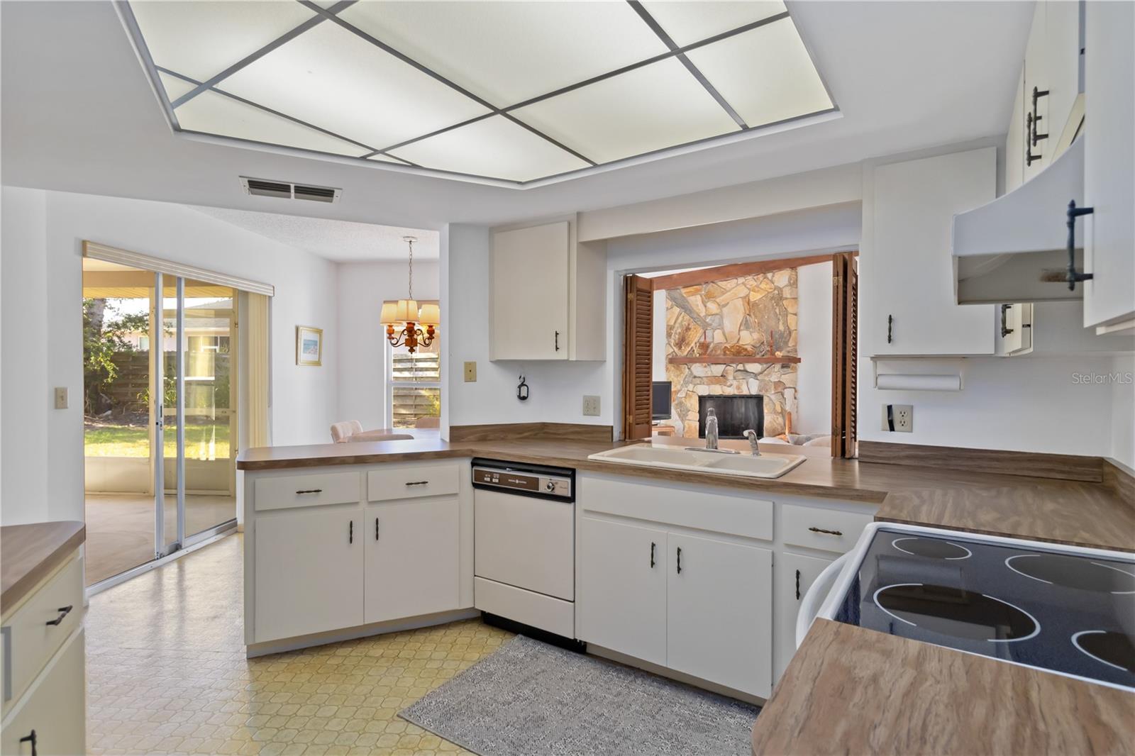 GULF GATE PINES - Residential