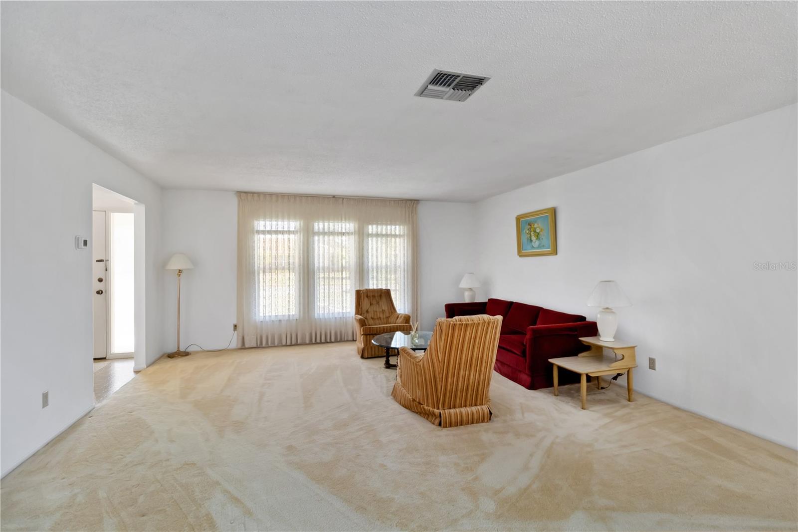 2271 PINE VIEW CIRCLE