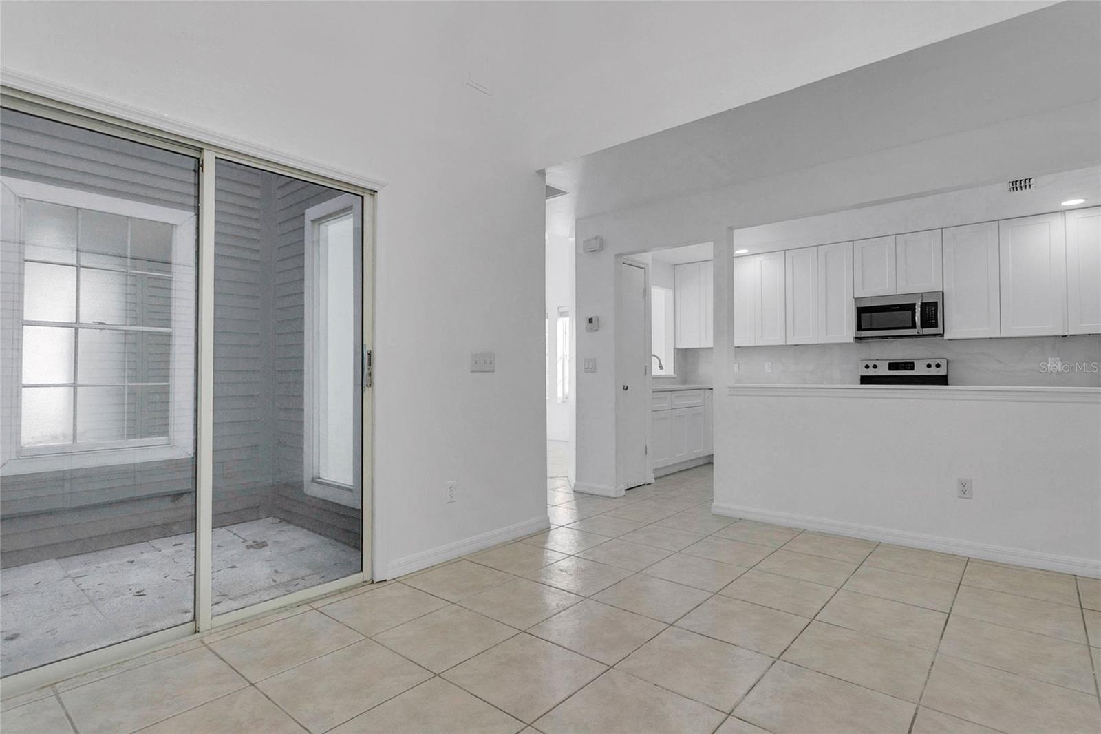 SOUTHERN VILLAS - Residential