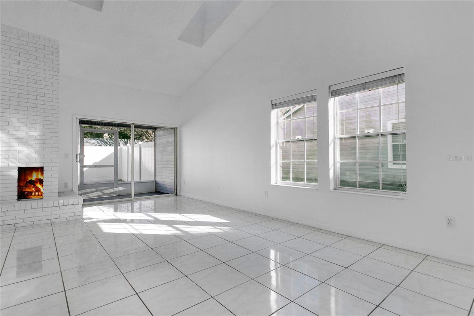 SOUTHERN VILLAS - Residential