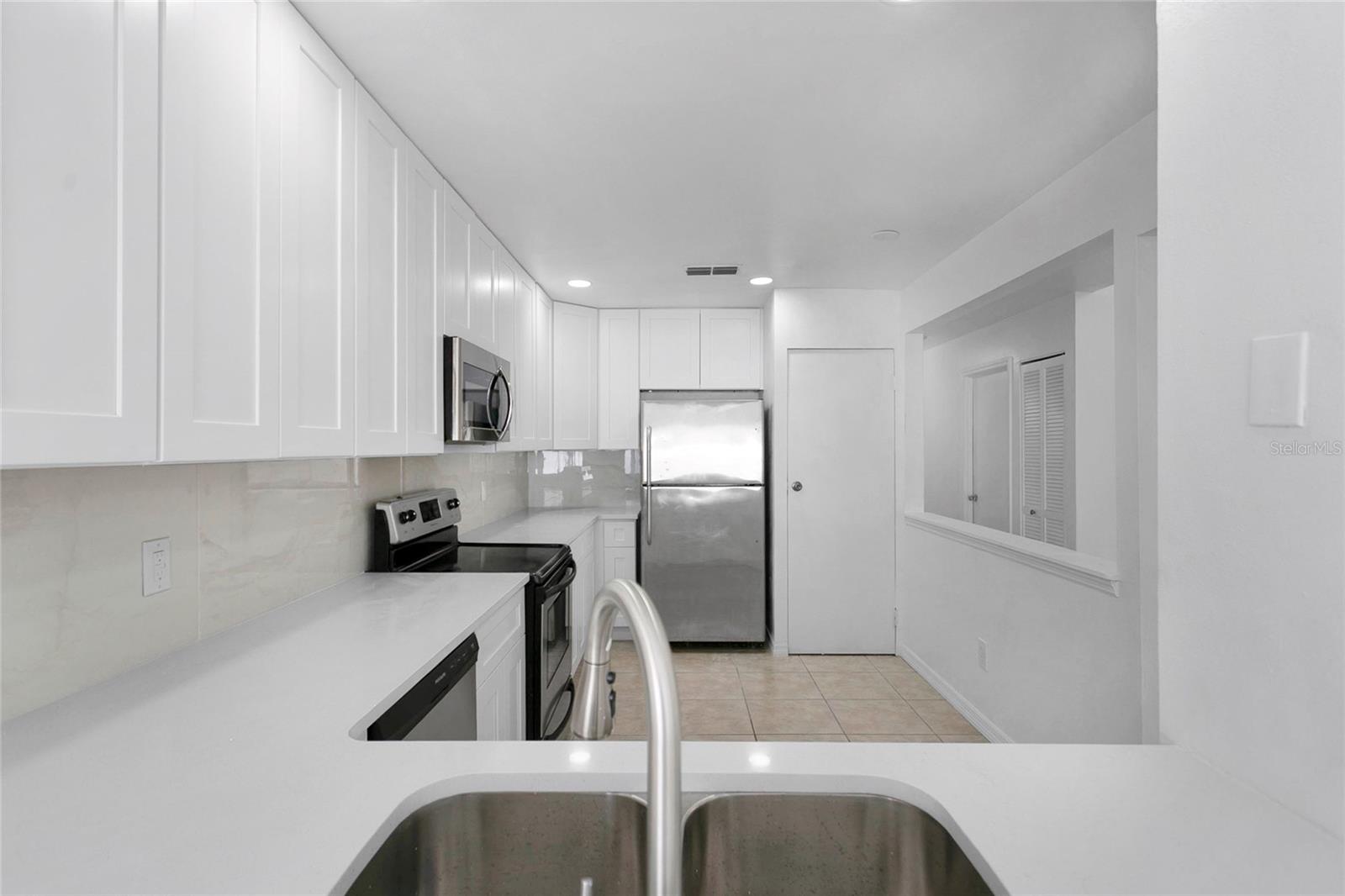 SOUTHERN VILLAS - Residential