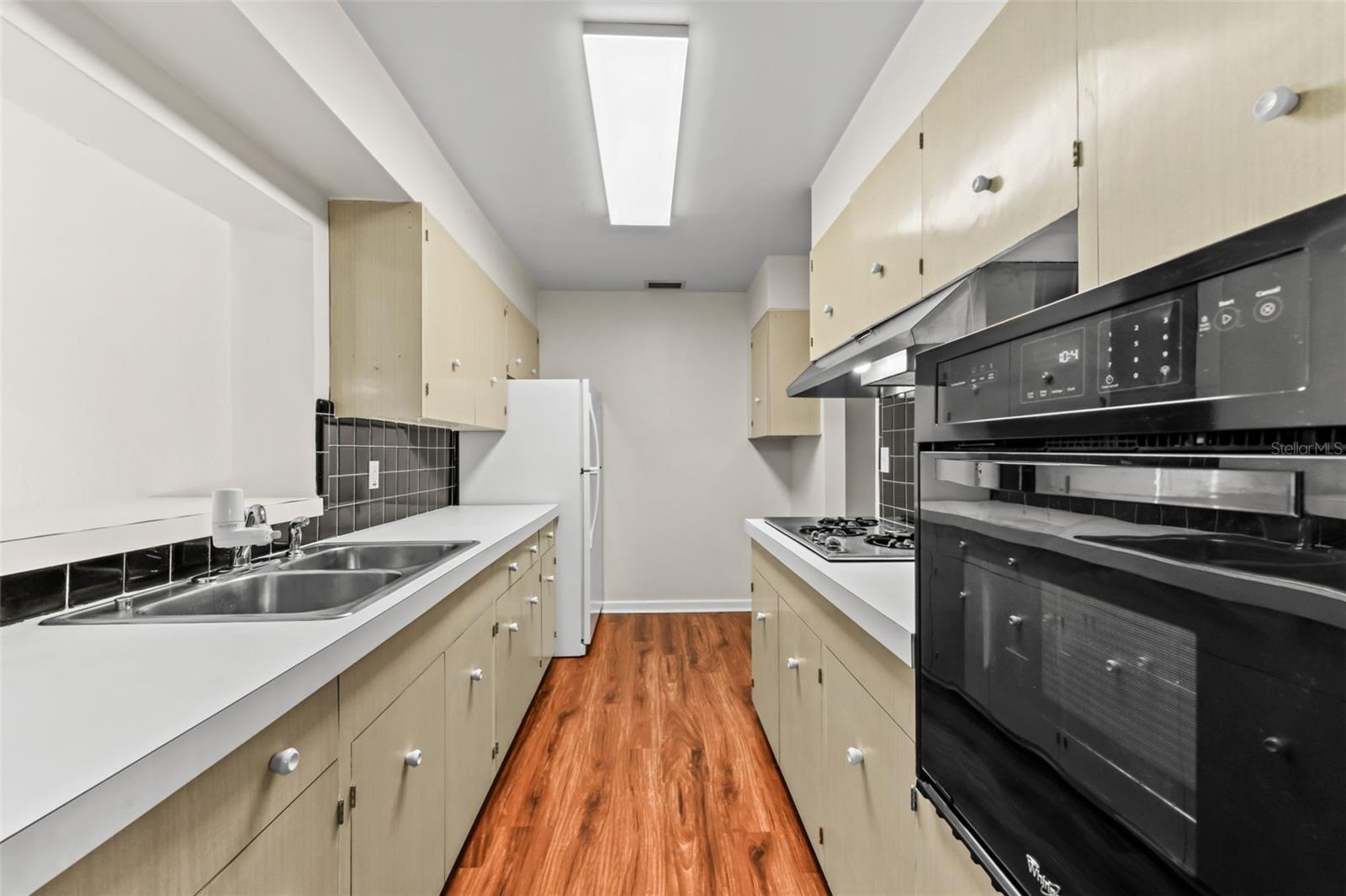 RADCLYFFE TERRACE SUB - Residential