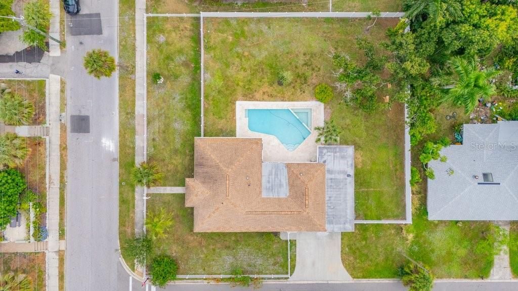 Photo of 1915 7th Avenue W, Bradenton, FL 34205 (MLS # TB8445943)