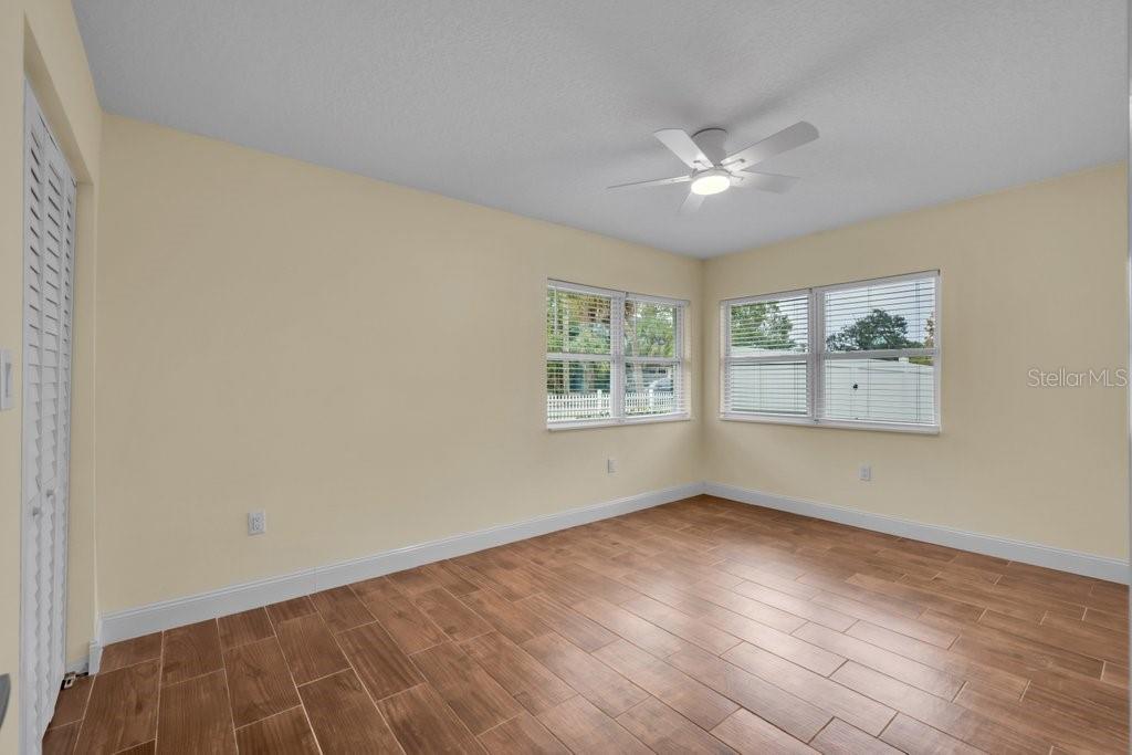 BRADENTON /VIRGINIA PARK - Residential