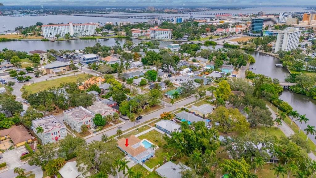 BRADENTON /VIRGINIA PARK - Residential