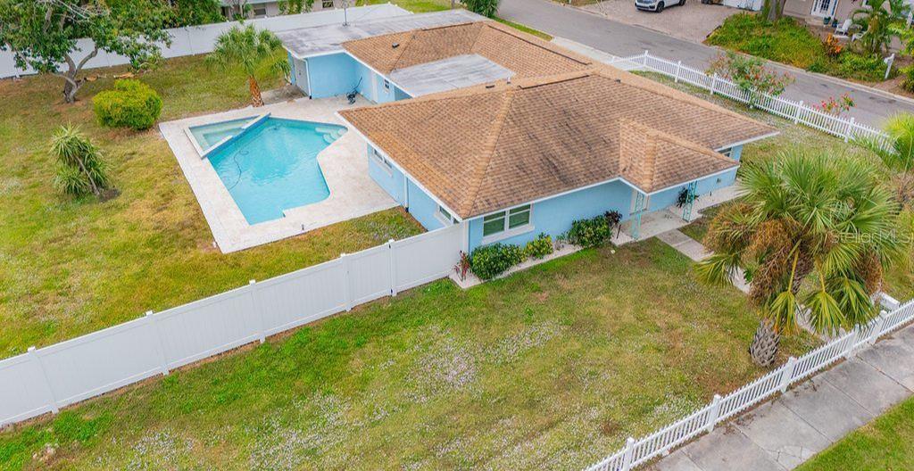 BRADENTON /VIRGINIA PARK - Residential