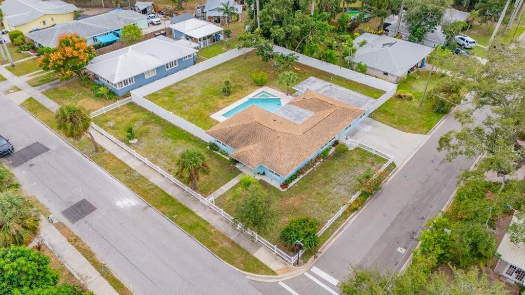 BRADENTON /VIRGINIA PARK - Residential