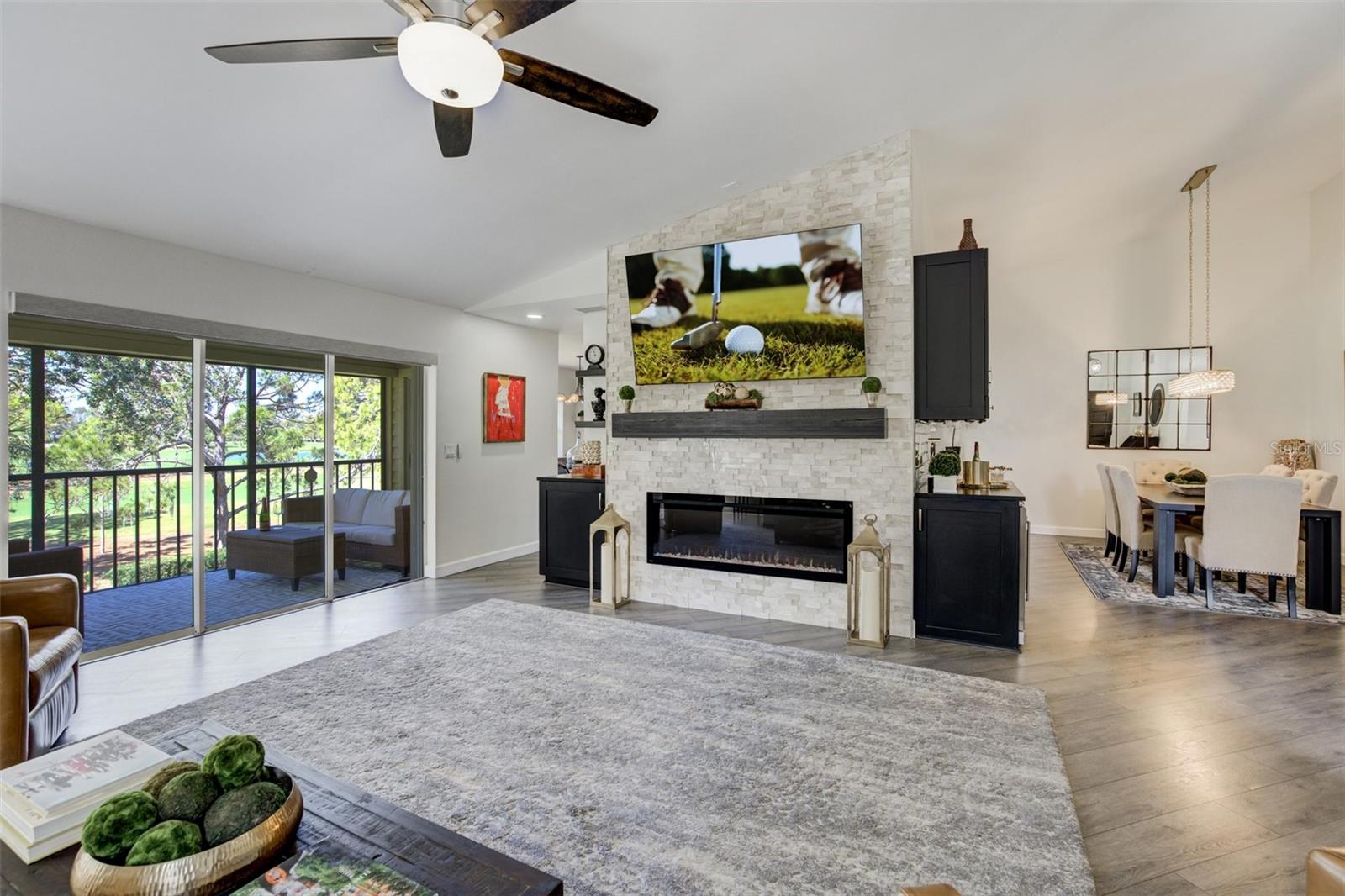 PELICAN PLACE - Residential