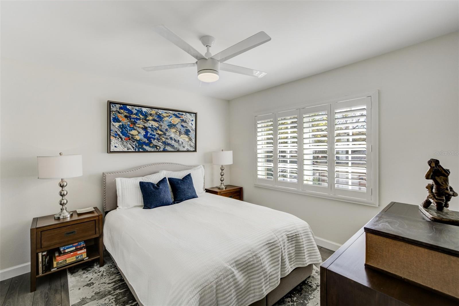 PELICAN PLACE - Residential