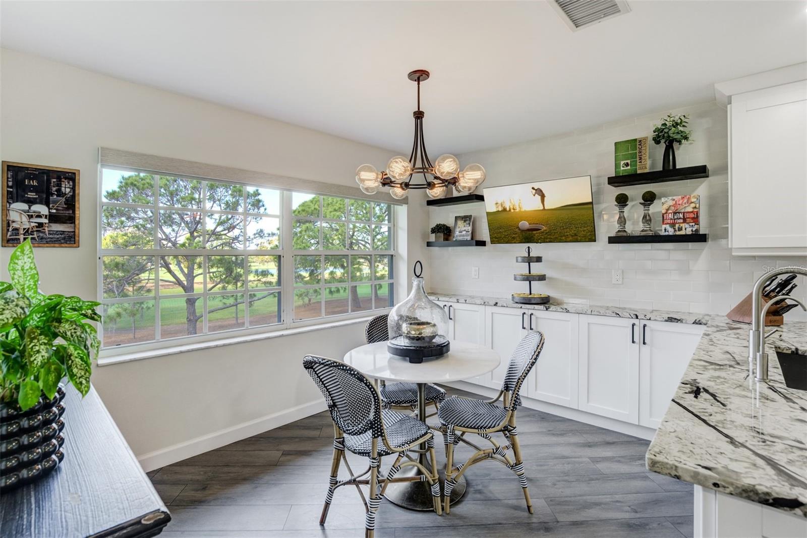 PELICAN PLACE - Residential