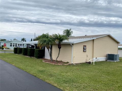 A home in WINTER HAVEN