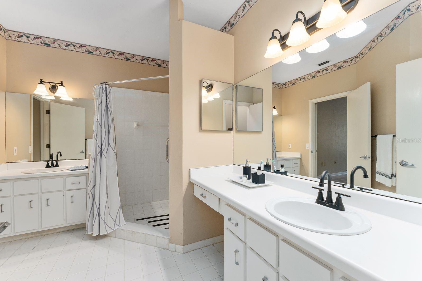 MILE RUN UNIT D REP - Residential