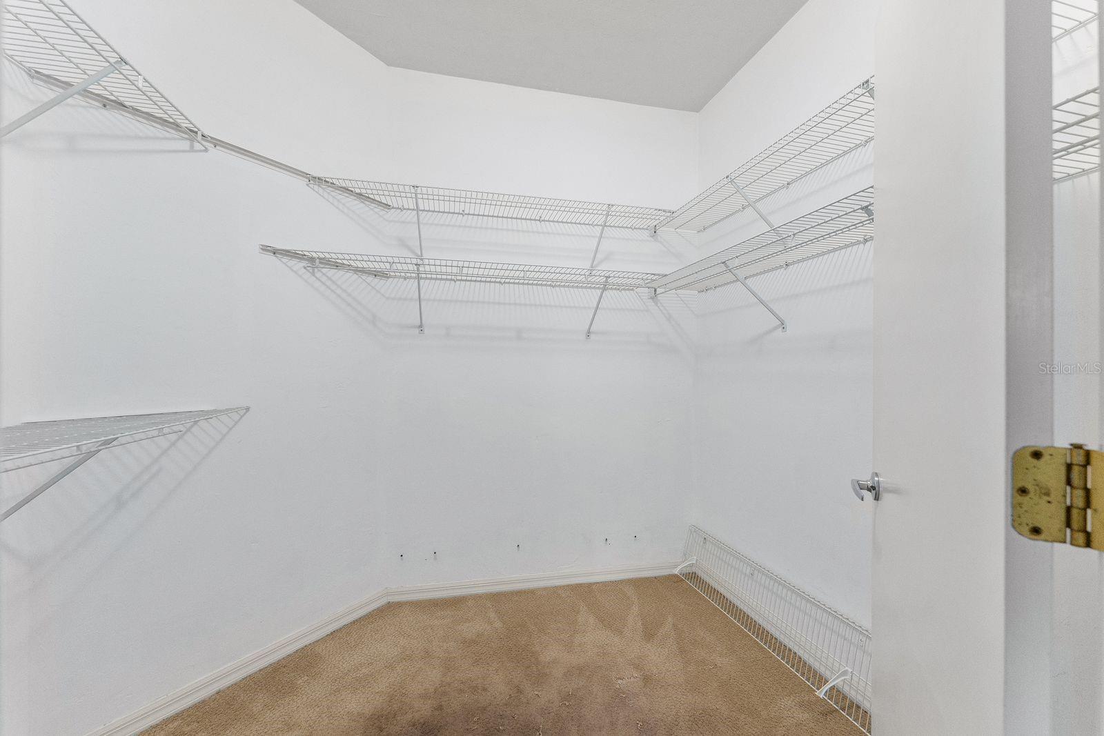 MILE RUN UNIT D REP - Residential