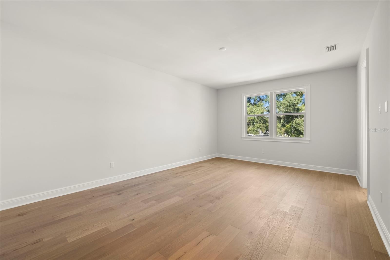 BALL SUB - Residential