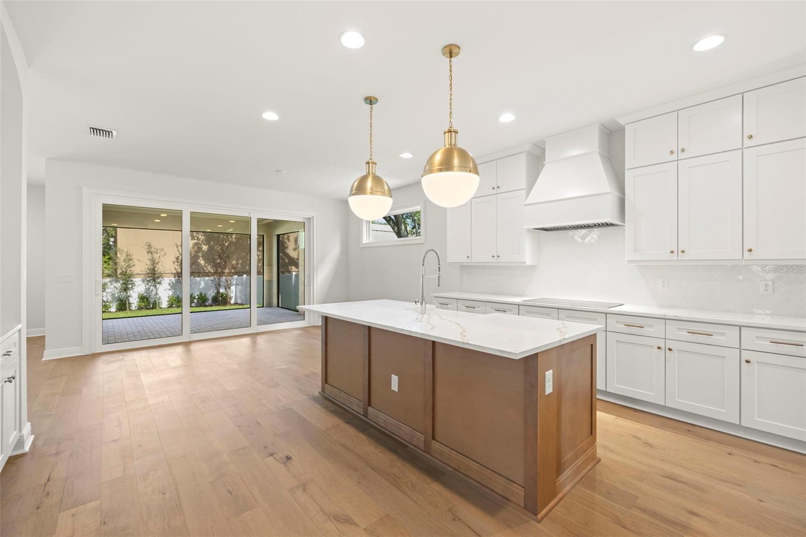 BALL SUB - Residential