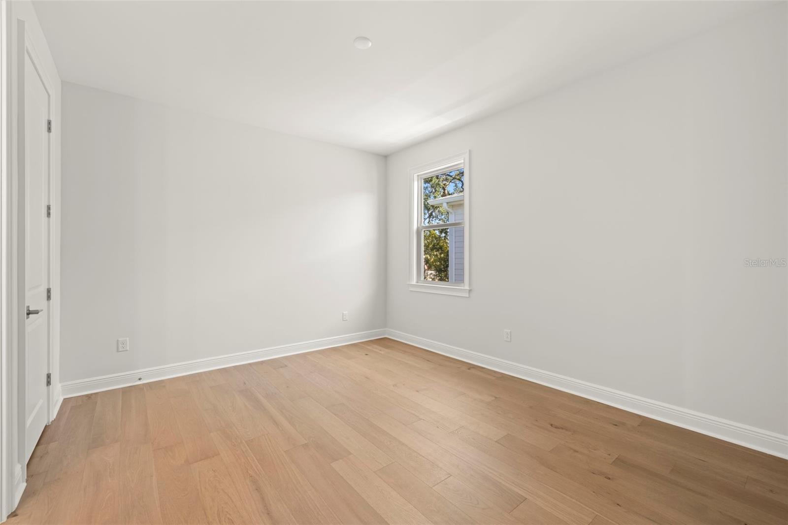 BALL SUB - Residential