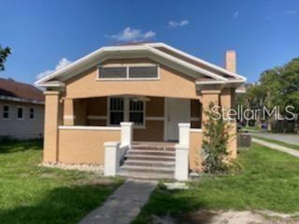 Photo of 439 New York Avenue, Saint Cloud, FL 34769 (MLS # S5142862)