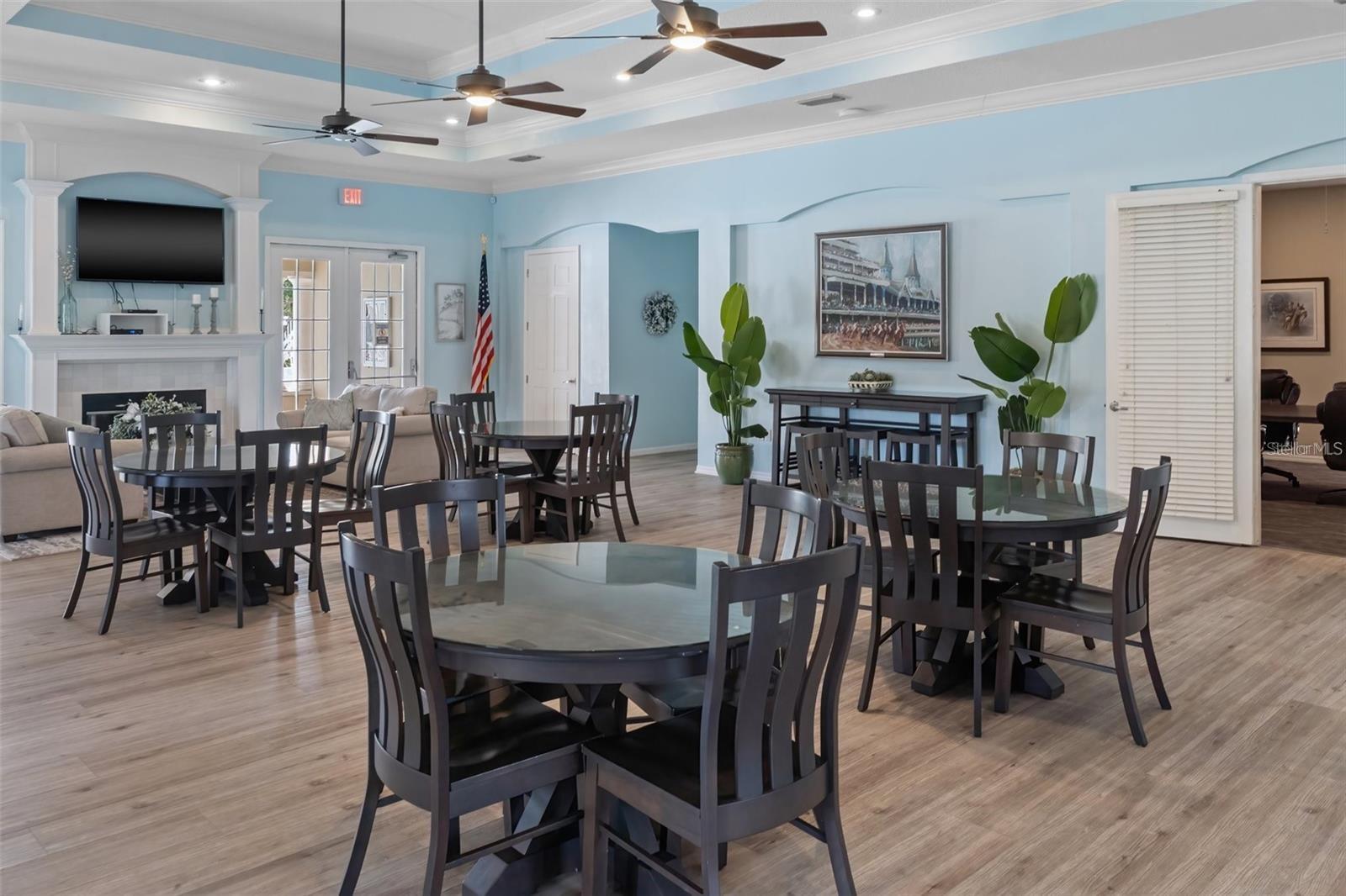 LEXINGTON OAKS PH 01 - Residential Lease