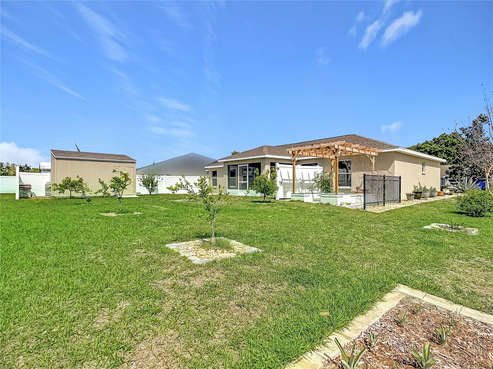 WIND MEADOWS - Residential