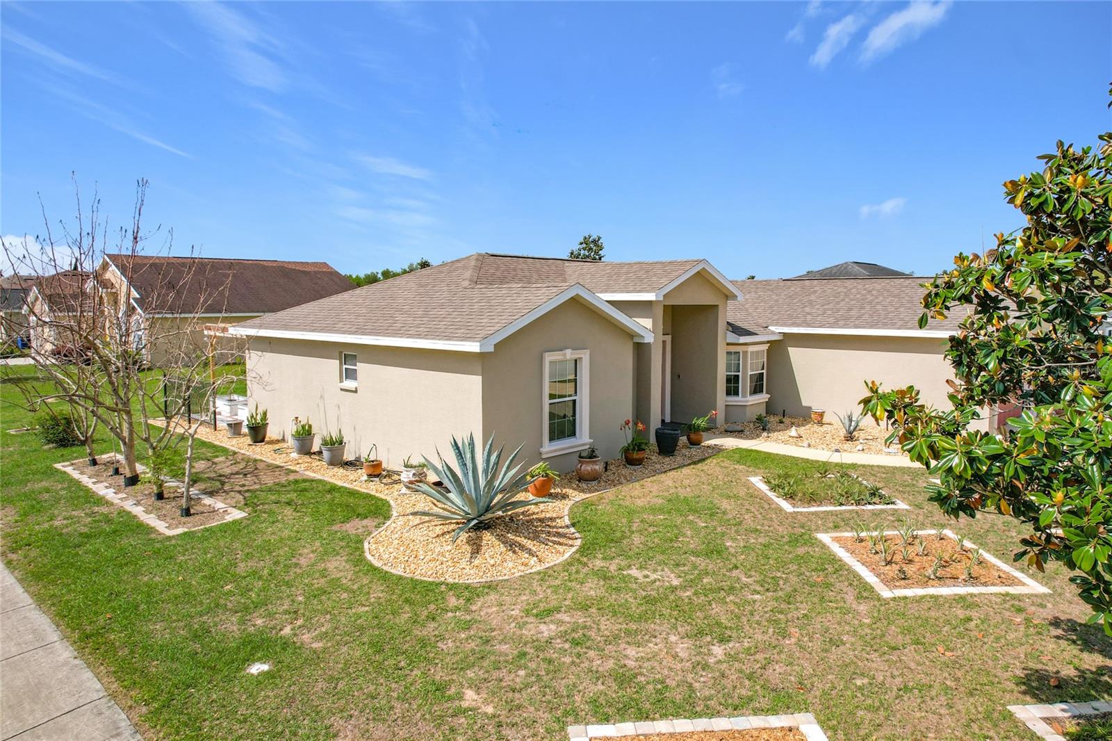 WIND MEADOWS - Residential