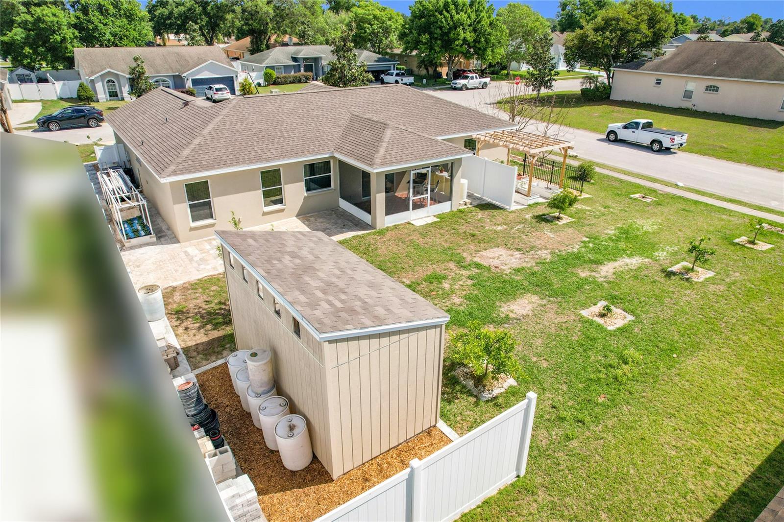 WIND MEADOWS - Residential