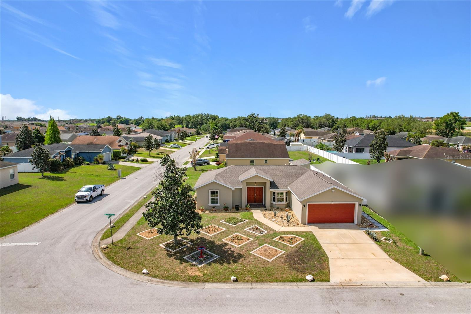 WIND MEADOWS - Residential