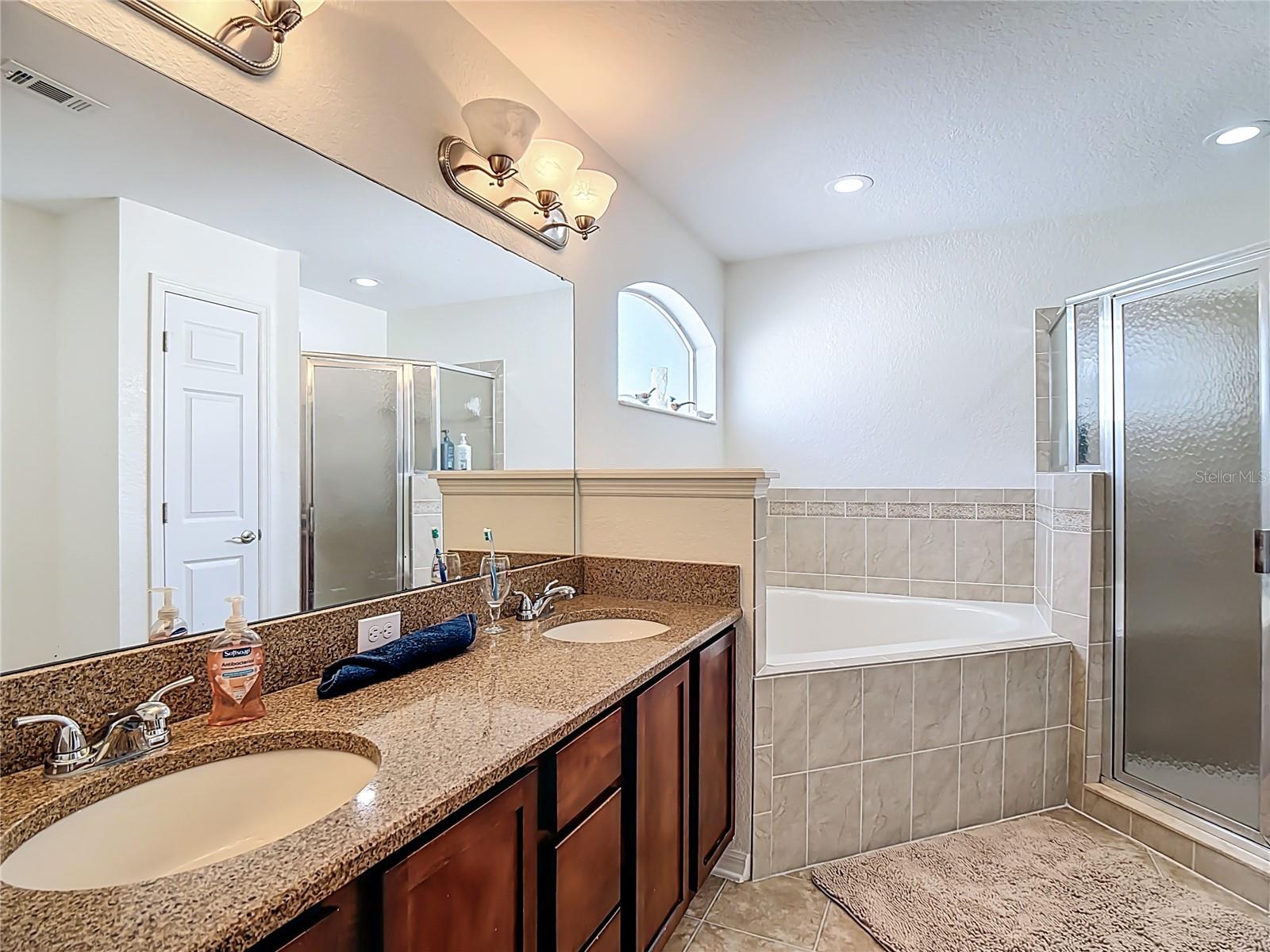 WIND MEADOWS - Residential