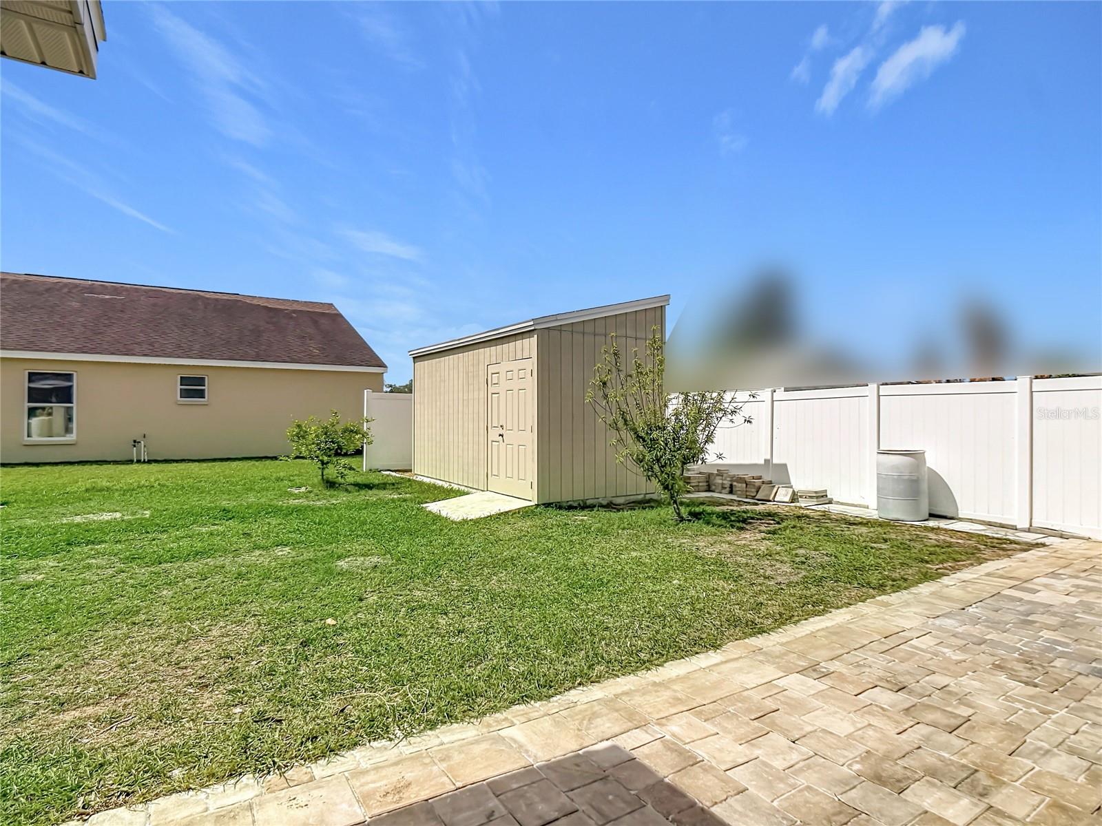 WIND MEADOWS - Residential