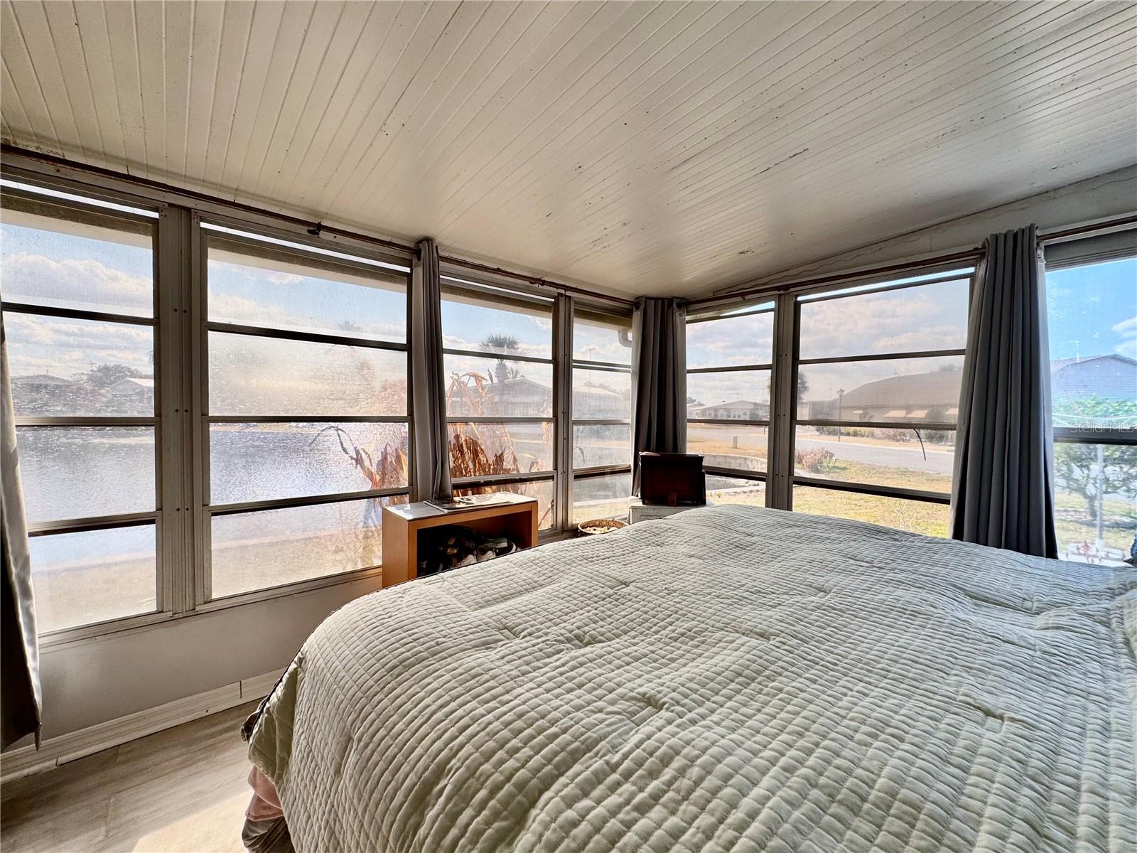 AMERICAN CONDOMINIUM PARKS ZEPHYRHILLS - Residential