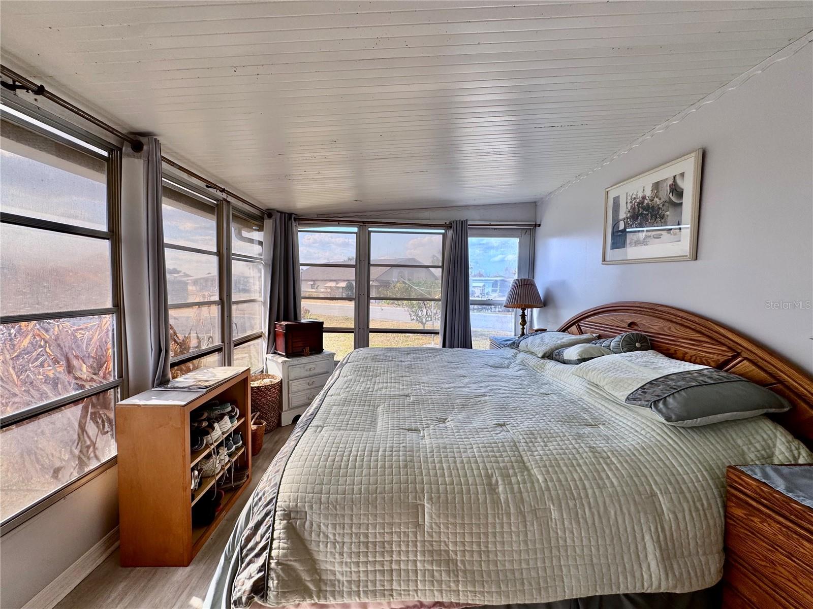 AMERICAN CONDOMINIUM PARKS ZEPHYRHILLS - Residential