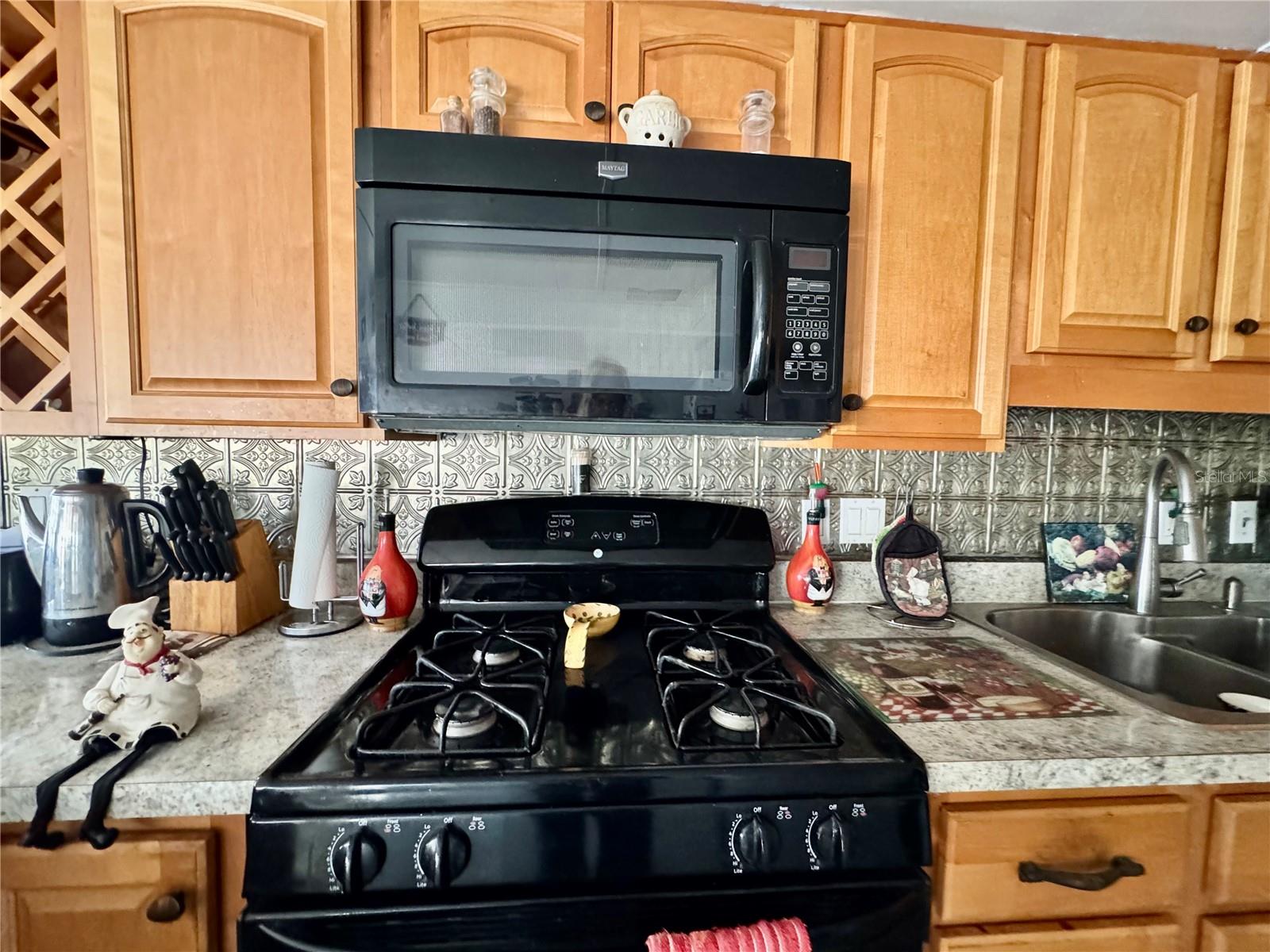 AMERICAN CONDOMINIUM PARKS ZEPHYRHILLS - Residential