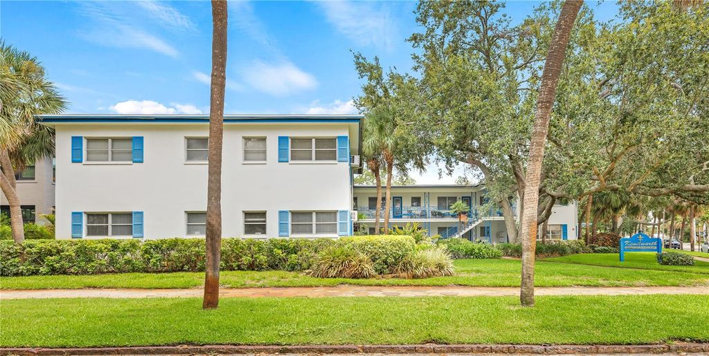 Photo of 800 Beach Drive NE, St Petersburg, FL 33701 (MLS # TB8413242)